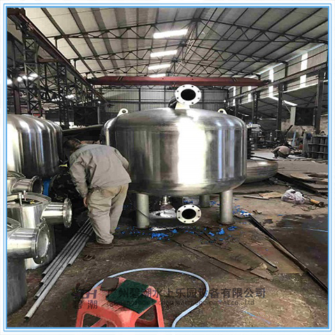 水上過濾設(shè)備生產(chǎn)車間